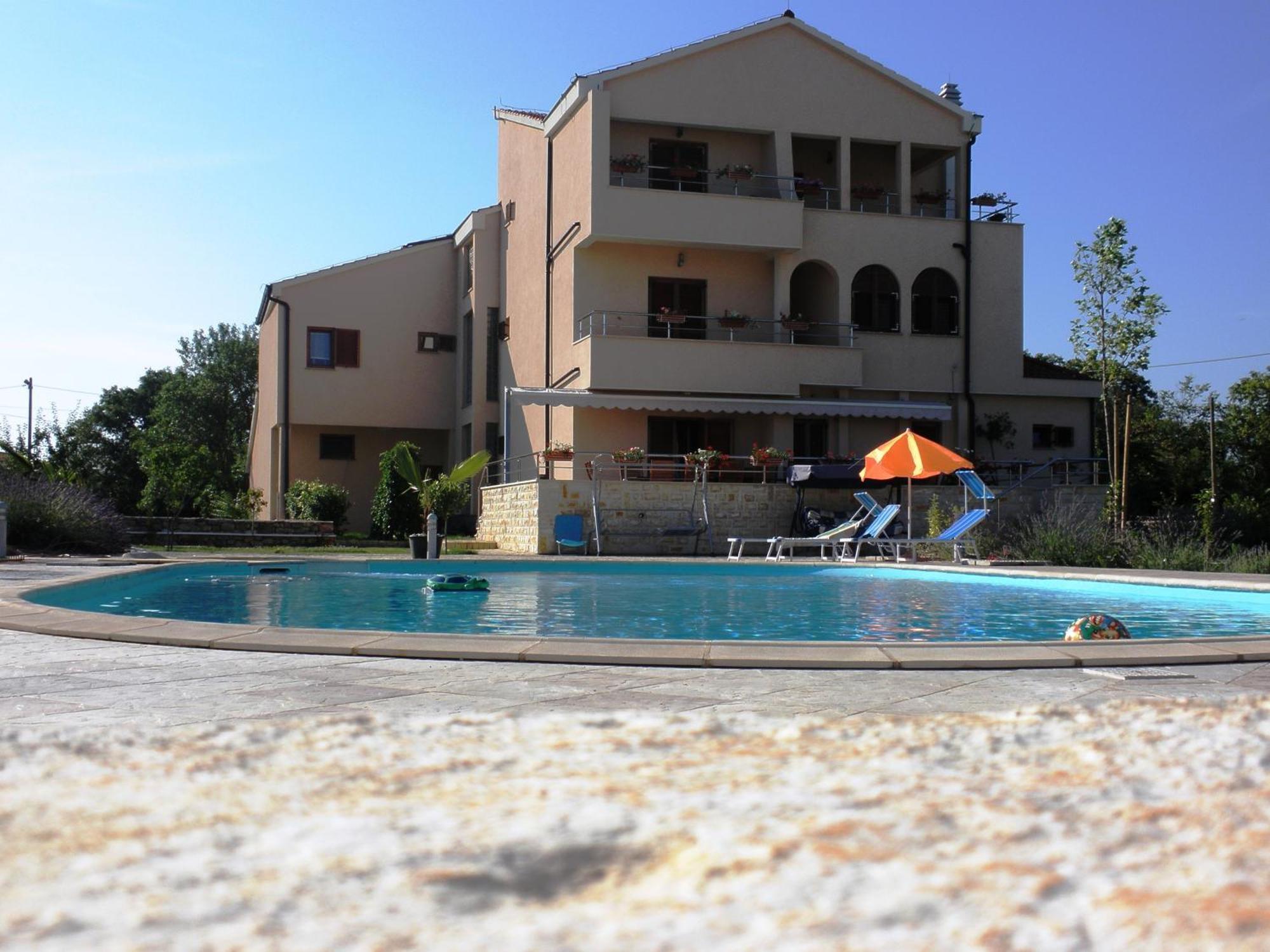 Hotel Pansion Skelin Drinovci Esterno foto