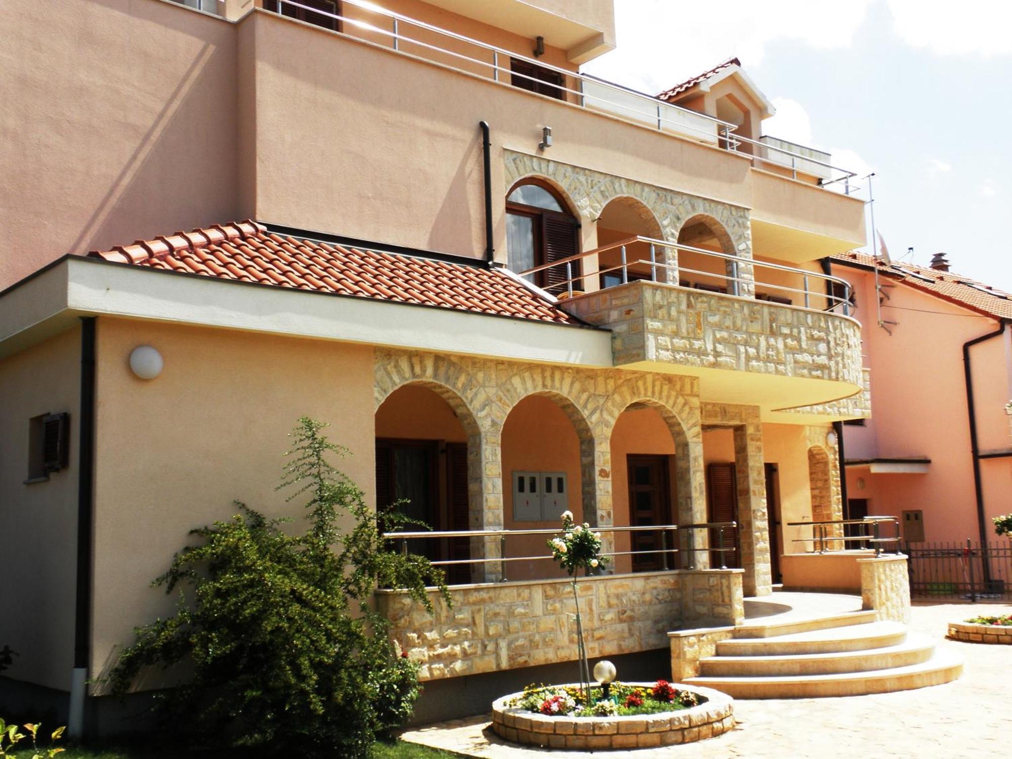 Hotel Pansion Skelin Drinovci Esterno foto