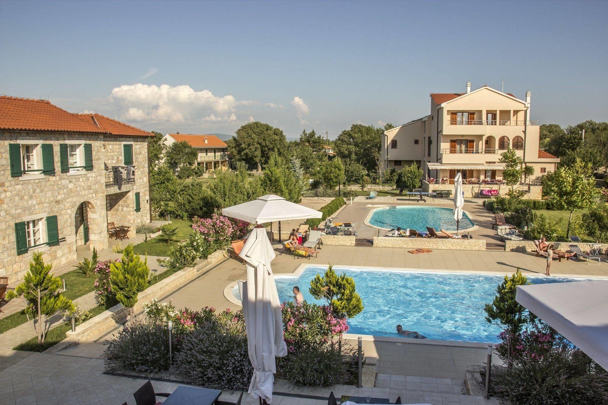 Hotel Pansion Skelin Drinovci Esterno foto