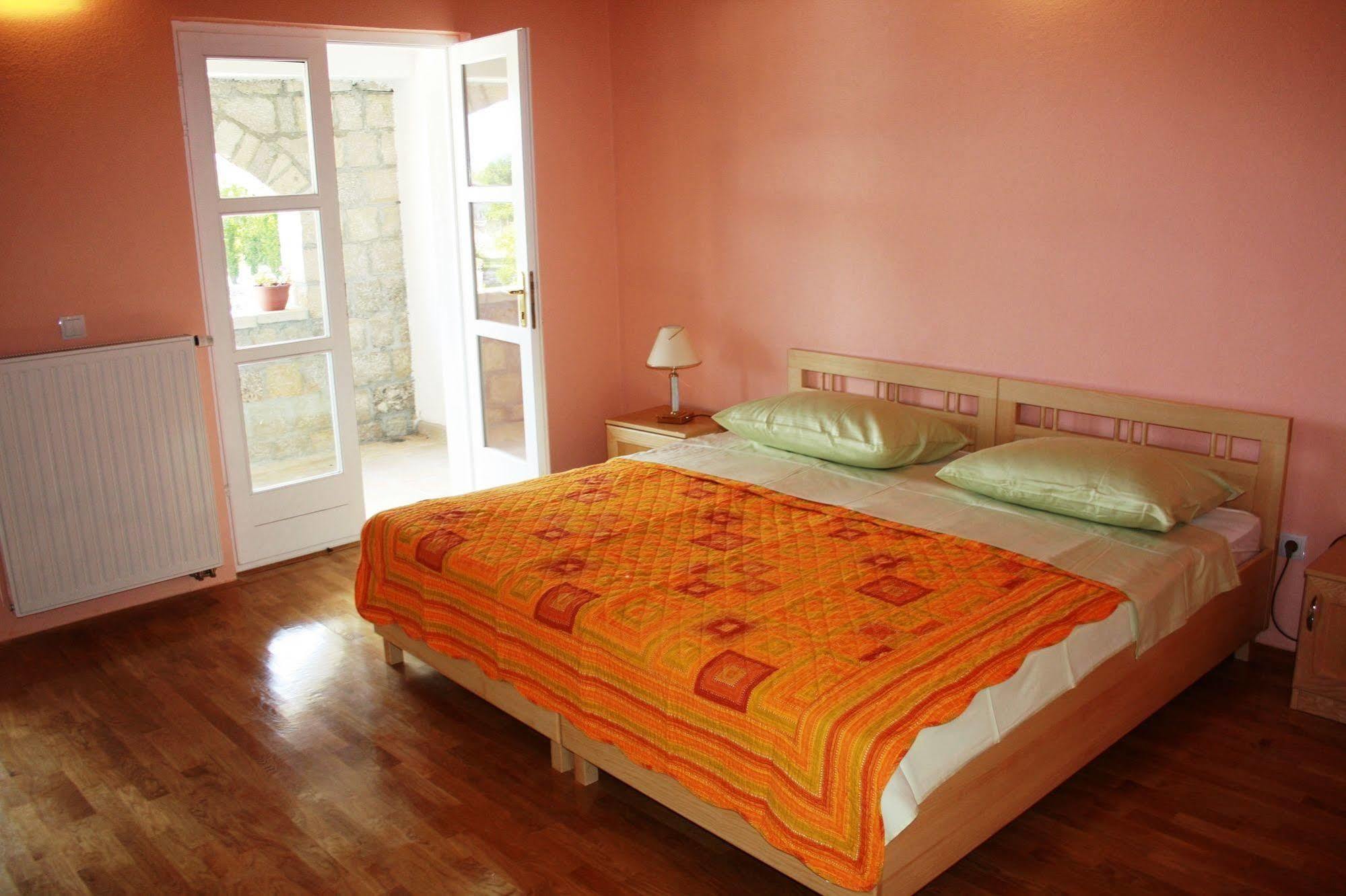 Hotel Pansion Skelin Drinovci Esterno foto