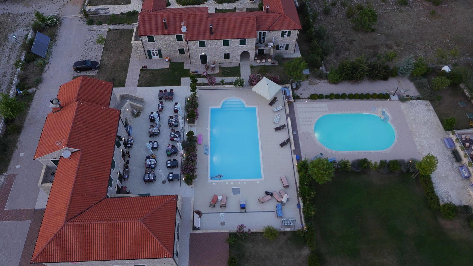 Hotel Pansion Skelin Drinovci Esterno foto