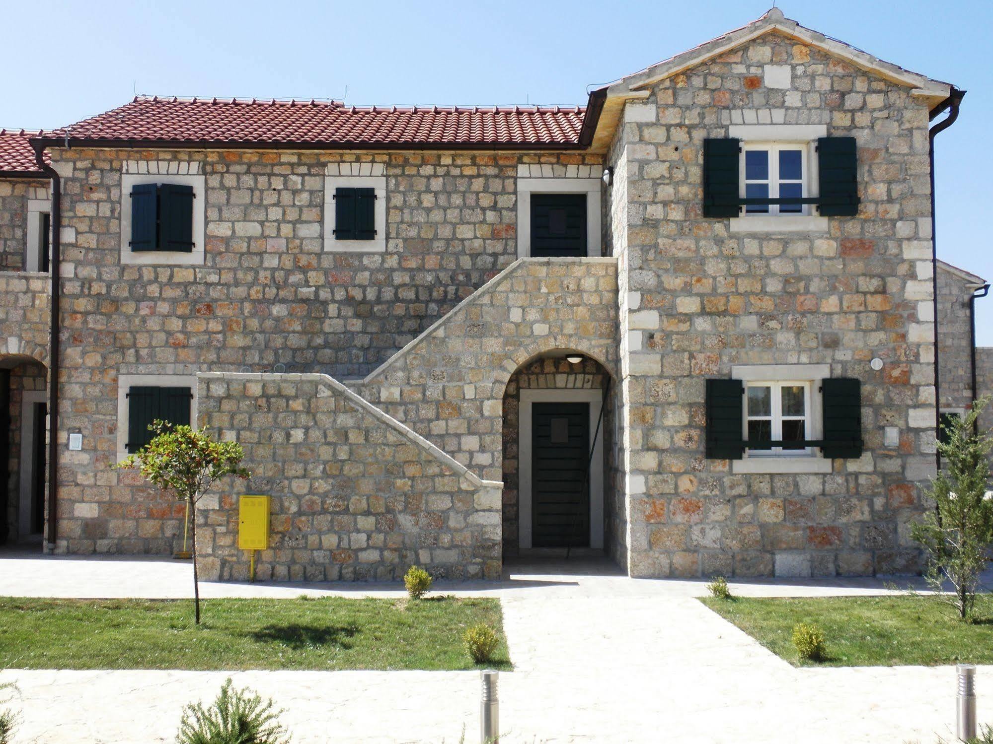 Hotel Pansion Skelin Drinovci Esterno foto